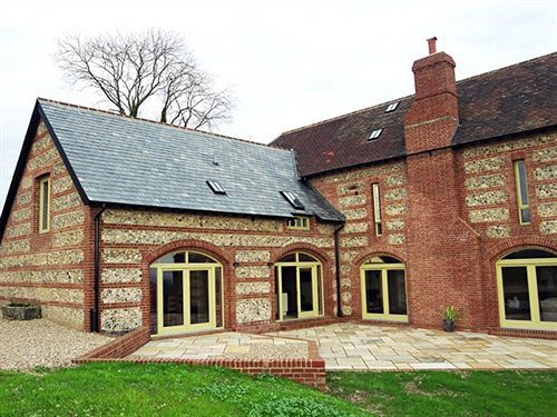 Lodge Farmhouse Bed And Breakfast Salisbury Exterior photo